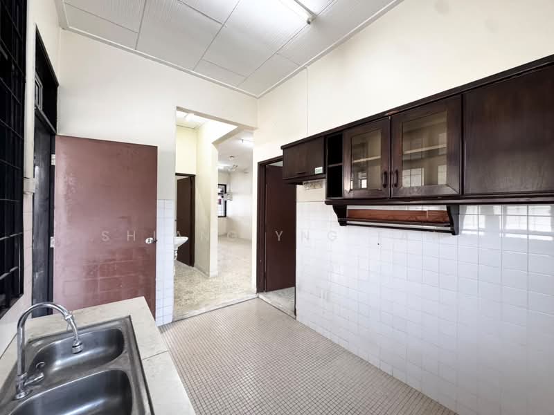 Rumah Teres 1 Tingkat untuk Dijual di Taman Daya (Johor Bahru) - Shiang Yng Tan - Kitchen - PropertyGuru.com.my