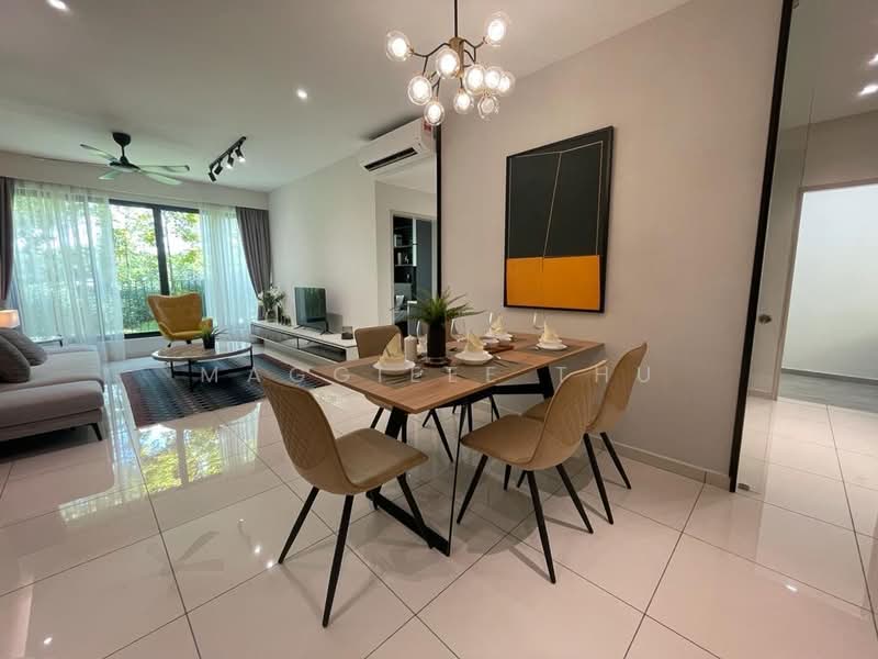 Pangsapuri untuk Dijual di Waterway Peaks - Maggieee Thu - Living Room - PropertyGuru.com.my