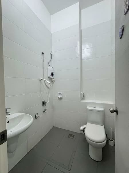 Rumah Teres 2 Tingkat untuk Dijual di Eco Summer (Johor Bahru) - Tommy Tai - Bathroom - PropertyGuru.com.my
