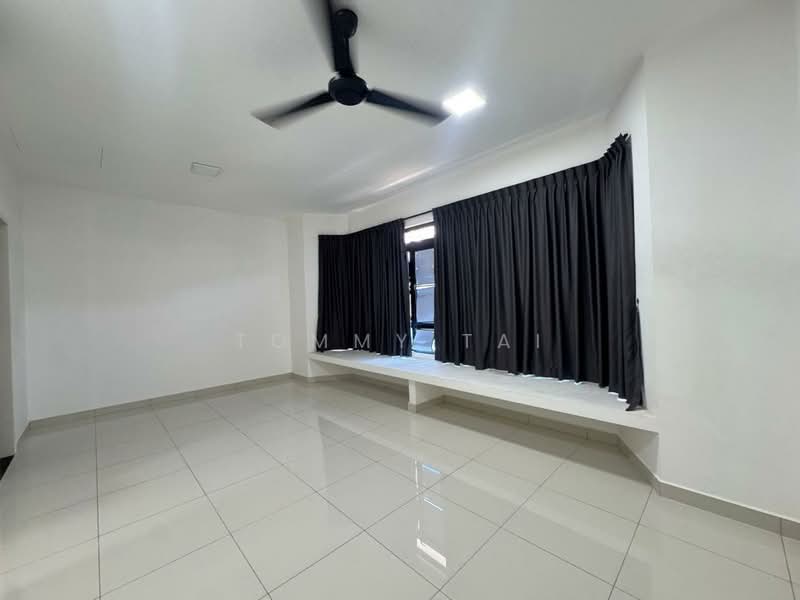 Rumah Teres 2 Tingkat untuk Dijual di Eco Summer (Johor Bahru) - Tommy Tai - Living Room - PropertyGuru.com.my