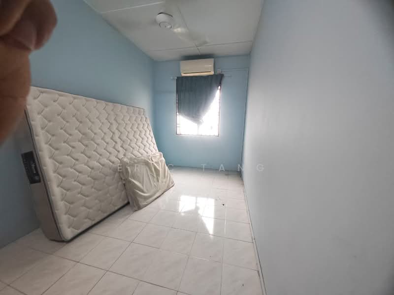Rumah Teres 2 Tingkat untuk Disewa di Taman Nusa Damai (Pasir Gudang) - Eric Tang - Bedroom - PropertyGuru.com.my