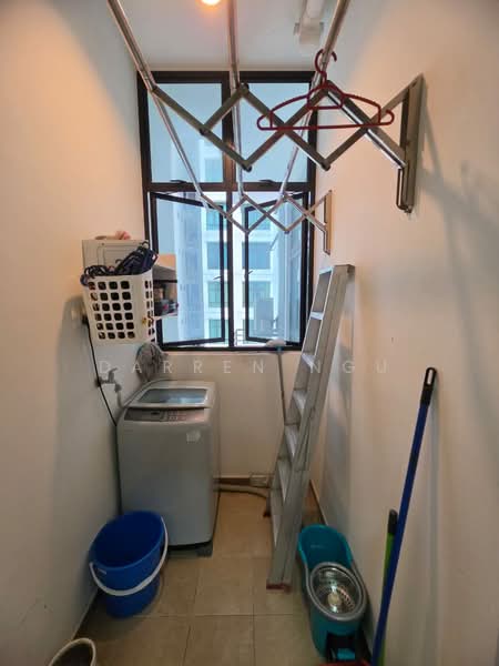 Service Residence for Rent at D'Summit Residences - Darren Ngu - PropertyGuru.com.my