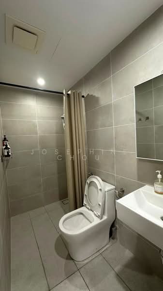Servis Apartment untuk Disewa di The Glenz @ Glenmarie - Josephine Chou - Bathroom - PropertyGuru.com.my