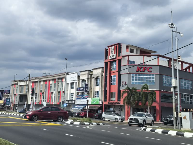 Kedai / Pejabat untuk Disewa di Dengkil (Selangor) - Jing Foo - PropertyGuru.com.my