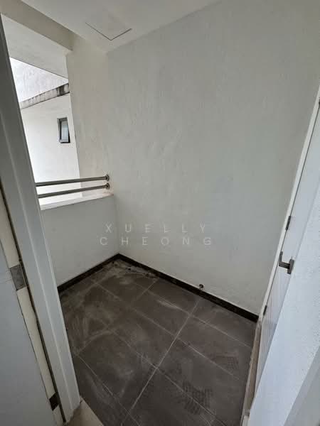 Kondominium untuk Dijual di Botanika - Xuelly Cheong - Balcony - PropertyGuru.com.my