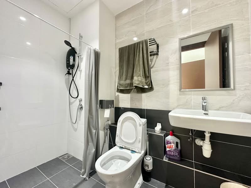 Servis Apartment untuk Disewa di Wave @ Marina Cove - JOANNE YONG - Bathroom - PropertyGuru.com.my