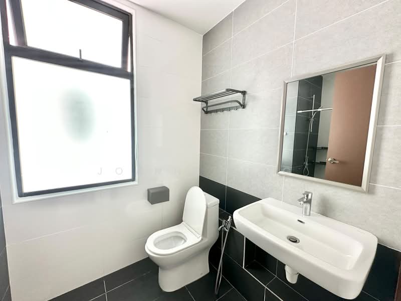 Servis Apartment untuk Disewa di Wave @ Marina Cove - JOANNE YONG - Bathroom - PropertyGuru.com.my