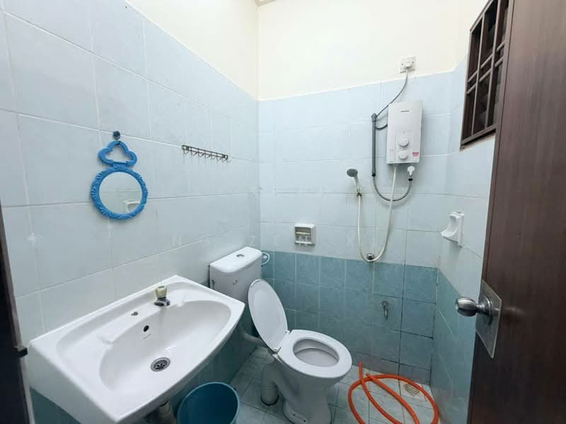 2-storey Terraced House for Rent in Bukit Indah (Iskandar Puteri (Nusajaya)) - NG ZEN XI - Bathroom - PropertyGuru.com.my