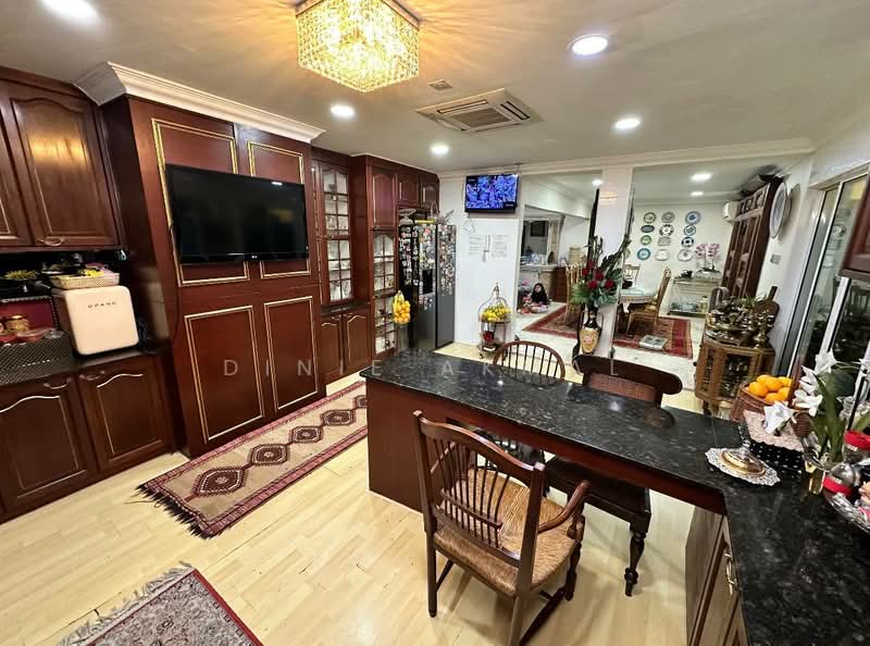 Rumah Berkembar untuk Dijual di Petaling Jaya (Selangor) - Dinie Akmal - Kitchen - PropertyGuru.com.my