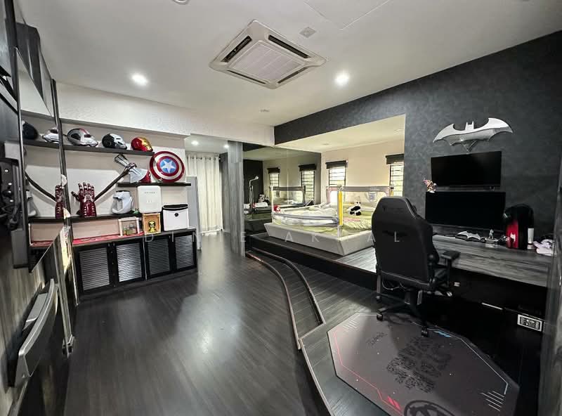 Rumah Berkembar untuk Dijual di Petaling Jaya (Selangor) - Dinie Akmal - Bedroom - PropertyGuru.com.my