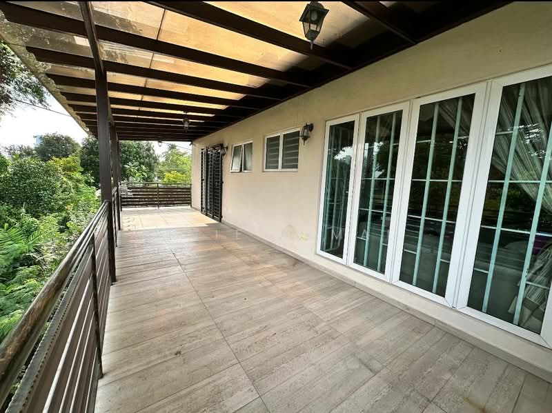 Rumah Berkembar untuk Dijual di Petaling Jaya (Selangor) - Dinie Akmal - Exterior - PropertyGuru.com.my