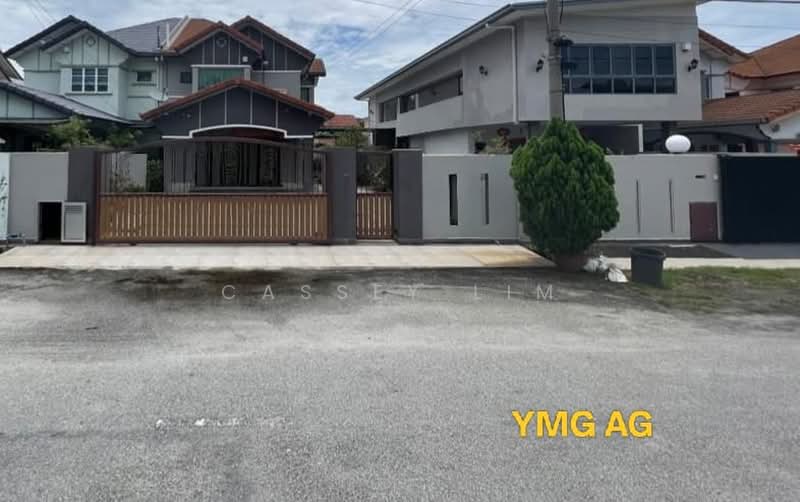 Semi-Detached House for Rent in Klang (Selangor) - Cassey Lim - PropertyGuru.com.my