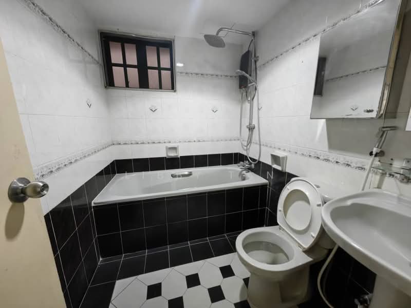 Rumah Bandar untuk Dijual di KL City Centre (Kuala Lumpur) - Libby Tan - Bathroom - PropertyGuru.com.my