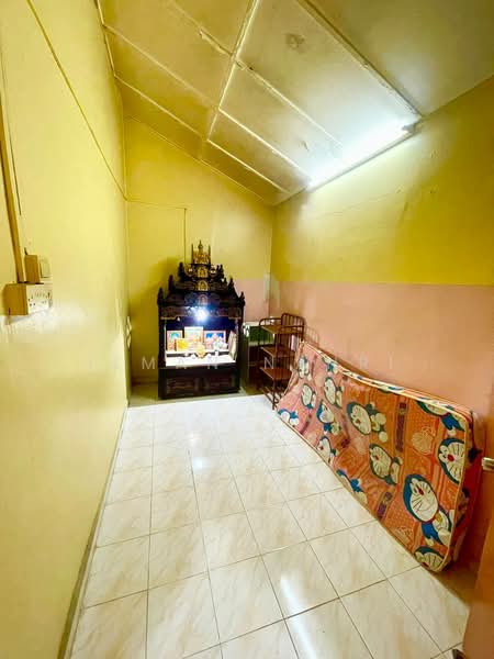 1-storey Terraced House for Sale in Taman Seri Timah (Seri Kembangan) - Ilman Nahri - Interior - PropertyGuru.com.my