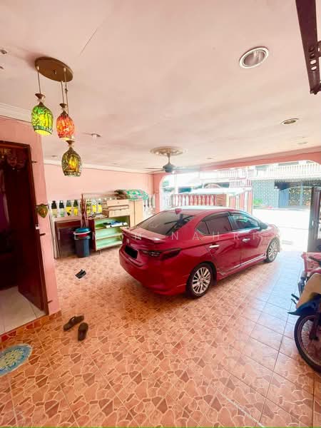1-storey Terraced House for Sale in Taman Seri Timah (Seri Kembangan) - Ilman Nahri - Exterior - PropertyGuru.com.my