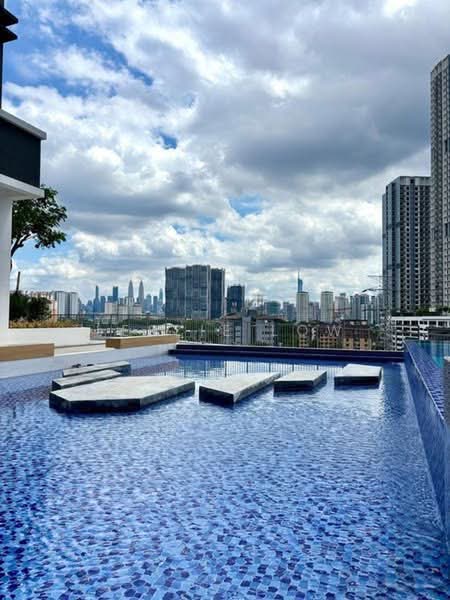 Kondominium untuk Dijual di MiNest Residence - Leslie Low - Pool - PropertyGuru.com.my