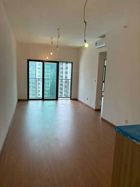 Servis Apartment untuk Dijual di Maya Bay Residences @ Gamuda Cove - Chris Lee - Living Room - PropertyGuru.com.my