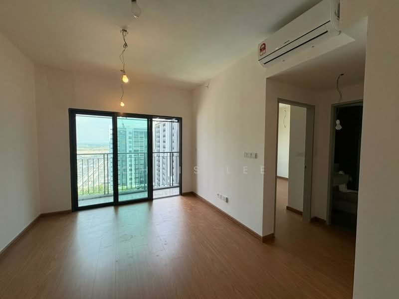 Servis Apartment untuk Dijual di Maya Bay Residences @ Gamuda Cove - Chris Lee - Living Room - PropertyGuru.com.my