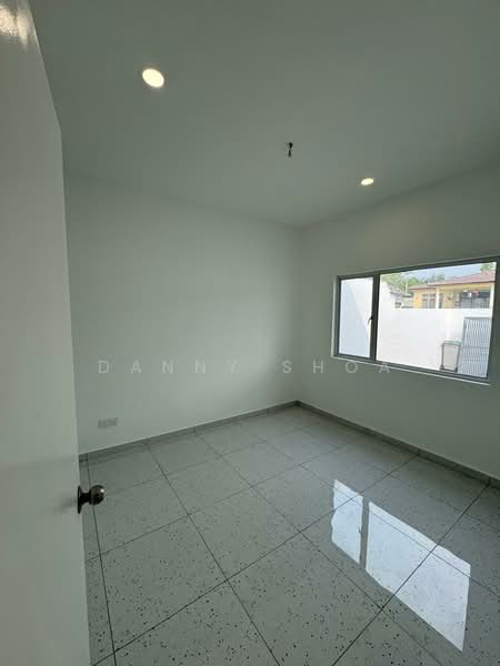 1-storey Terraced House for Sale in Taman Bukit Mutiara (Seremban) - Danny Shoa - Interior - PropertyGuru.com.my