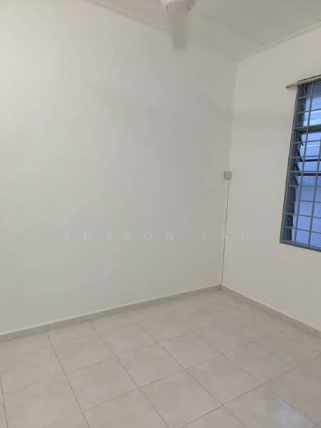 2-storey Terraced House for Rent in Taman Molek (Johor Bahru) - Sharon Lau - PropertyGuru.com.my