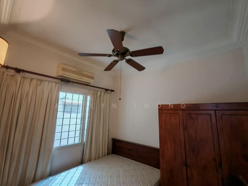 Pangsapuri untuk Dijual di Pangsapuri Sri Camellia - Amelyn Thong - Bedroom - PropertyGuru.com.my