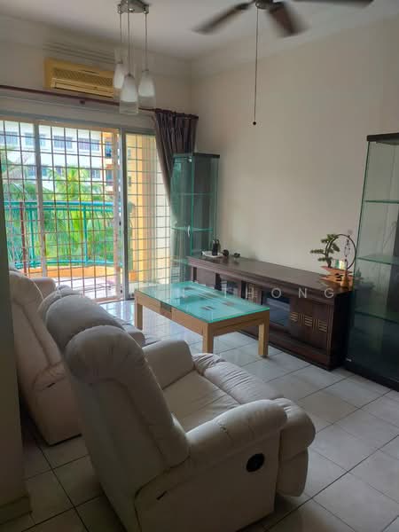 Pangsapuri untuk Dijual di Pangsapuri Sri Camellia - Amelyn Thong - Living Room - PropertyGuru.com.my