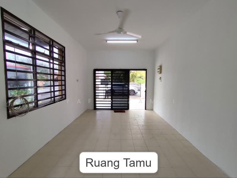 1-storey Terraced House for Sale in Bandar Indera Mahkota (Kuantan) - Syafiq Zamri - Living Room - PropertyGuru.com.my