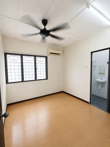 Rumah Teres 2 Tingkat untuk Disewa di Batu Caves (Selangor) - Faliyana binti Muda - PropertyGuru.com.my
