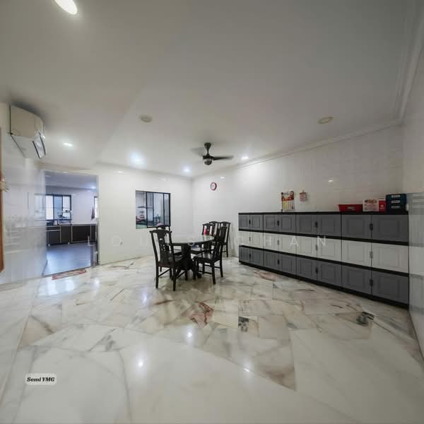 2-storey Terraced House for Sale in Taman Mujur (Klang) - Louis Chan - Dining Room - PropertyGuru.com.my