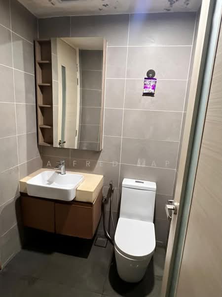 Servis Apartment untuk Disewa di The M @ Medini Macrolink - Alfred Yap - Bathroom - PropertyGuru.com.my