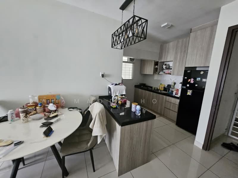 Kondominium untuk Dijual di Koi Suites - Maddy Ho - Kitchen - PropertyGuru.com.my