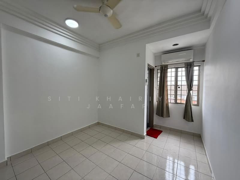 Apartment for Sale at Pangsapuri Seri Galaksi - SITI KHAIRIYAH JAAFAR - Interior - PropertyGuru.com.my