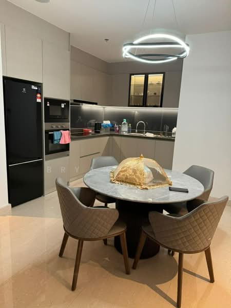 Servis Apartment untuk Disewa di Marriott Residence @ Gurney - Bryan Teng - Kitchen - PropertyGuru.com.my