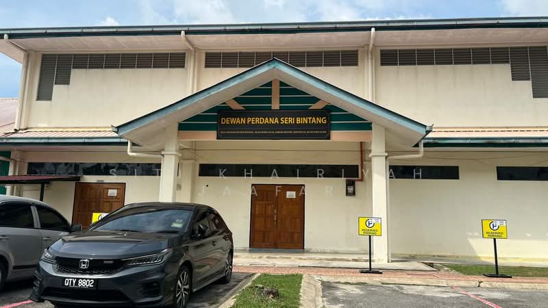 Pangsapuri untuk Dijual di Pangsapuri Seri Bintang - SITI KHAIRIYAH JAAFAR - Exterior - PropertyGuru.com.my