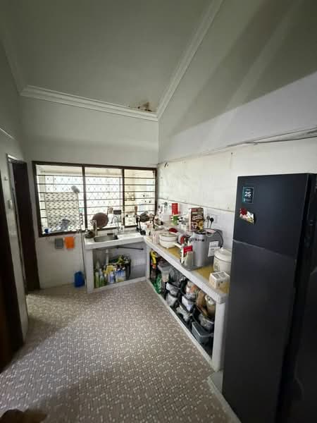 1-storey Terraced House for Sale in Taman Perling (Perling) - Alice Goh - Kitchen - PropertyGuru.com.my