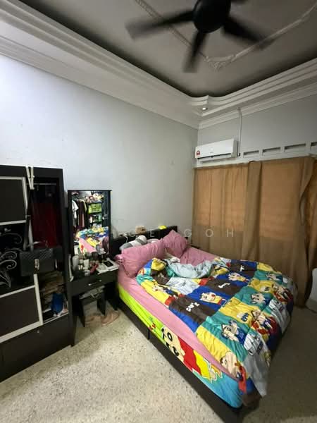 1-storey Terraced House for Sale in Taman Perling (Perling) - Alice Goh - Bedroom - PropertyGuru.com.my