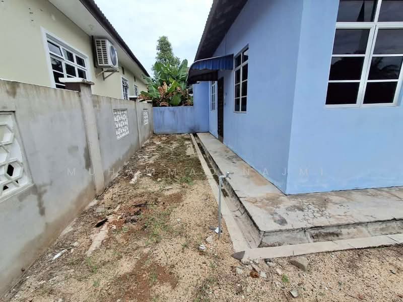 Semi-Detached House for Sale in Kampung Sura Tengah (Sura) - Muhammad Najmi - Exterior - PropertyGuru.com.my