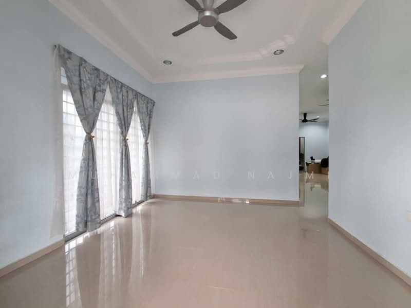 Semi-Detached House for Sale in Kampung Sura Tengah (Sura) - Muhammad Najmi - Living Room - PropertyGuru.com.my