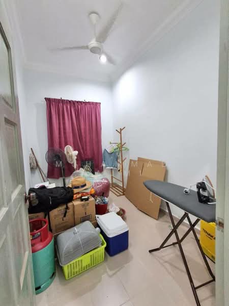 Semi-Detached House for Sale in Kampung Sura Tengah (Sura) - Muhammad Najmi - Interior - PropertyGuru.com.my