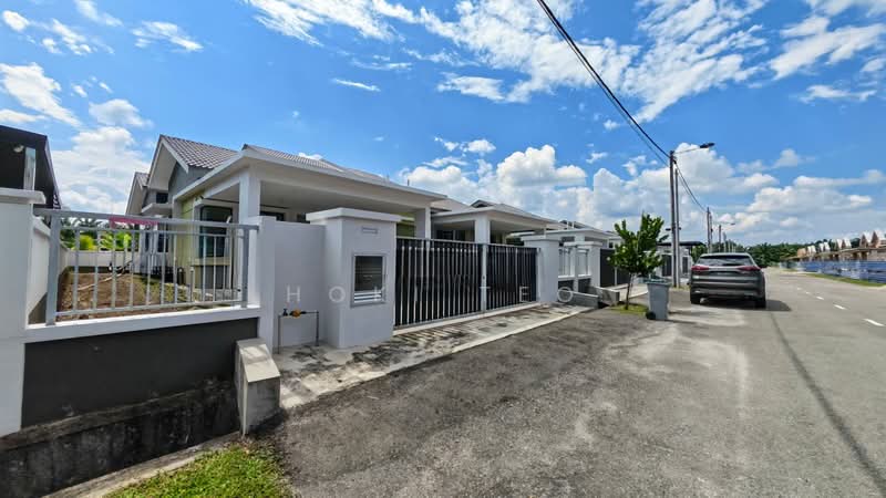 Semi-Detached House for Sale in Peserai Kecil (Batu Pahat) - Hoki Teo - PropertyGuru.com.my