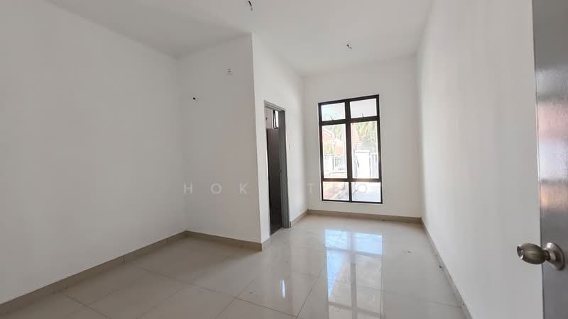 Semi-Detached House for Sale in Peserai Kecil (Batu Pahat) - Hoki Teo - PropertyGuru.com.my