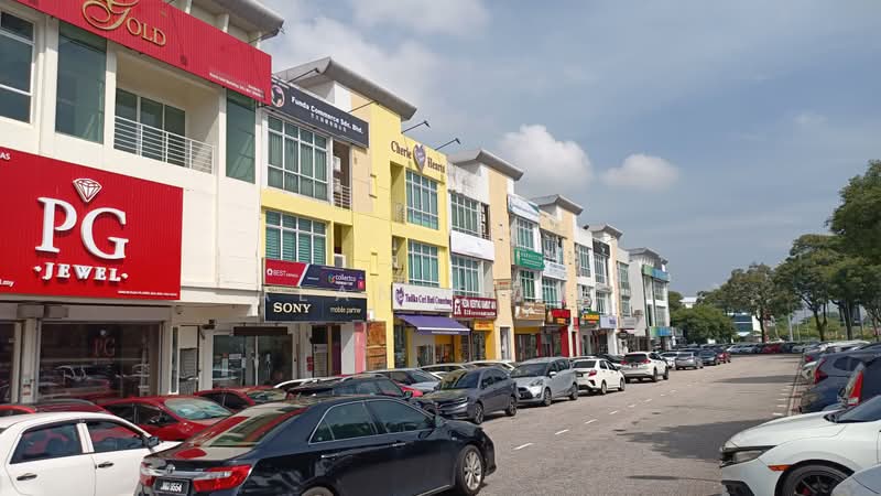 Shop for Sale in Taman Molek (Johor Bahru) - Alan Chew - PropertyGuru.com.my