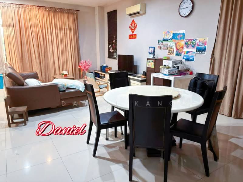 Rumah Berkembar untuk Dijual di Taman Desa Juru (Bukit Minyak) - Daniel Kang - Living Room - PropertyGuru.com.my