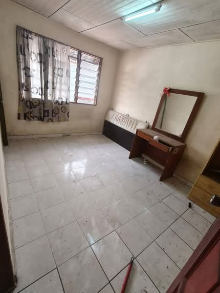 2-storey Terraced House for Sale in Taman Ungku Tun Aminah (Skudai) - Jaz Lee - PropertyGuru.com.my
