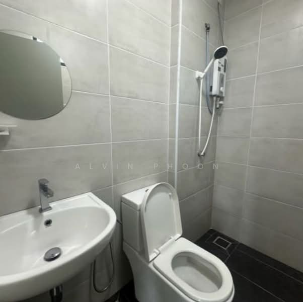 Servis Apartment untuk Disewa di B11 Parkland Residence - Alvin Phoon - Bathroom - PropertyGuru.com.my