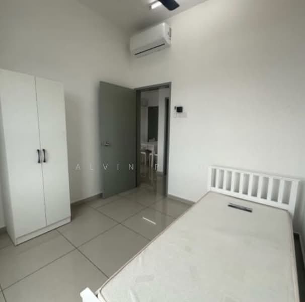 Servis Apartment untuk Disewa di B11 Parkland Residence - Alvin Phoon - Bedroom - PropertyGuru.com.my