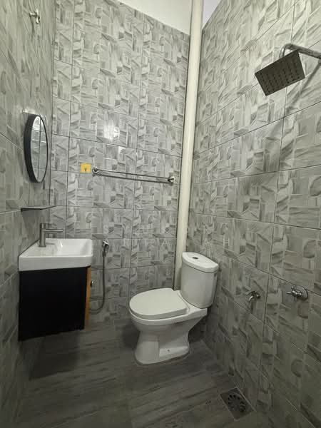1-storey Terraced House for Sale in Telok Panglima Garang (Selangor) - Syukor Hartanah - Bathroom - PropertyGuru.com.my