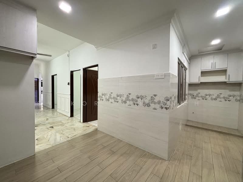 1-storey Terraced House for Sale in Telok Panglima Garang (Selangor) - Syukor Hartanah - Kitchen - PropertyGuru.com.my