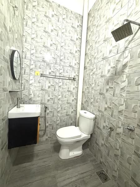1-storey Terraced House for Sale in Telok Panglima Garang (Selangor) - Syukor Hartanah - Bathroom - PropertyGuru.com.my