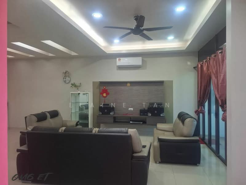 2-storey Terraced House for Rent in Bandar Bukit Raja (Klang) - Elaine Tan - Living Room - PropertyGuru.com.my